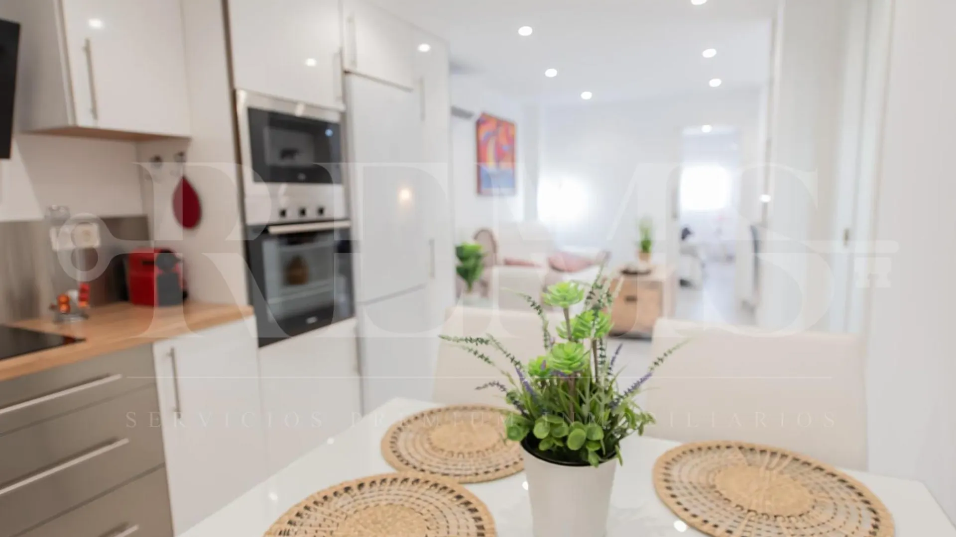 Comfortable And Charming Apartment With Terrace By Rems Malaga